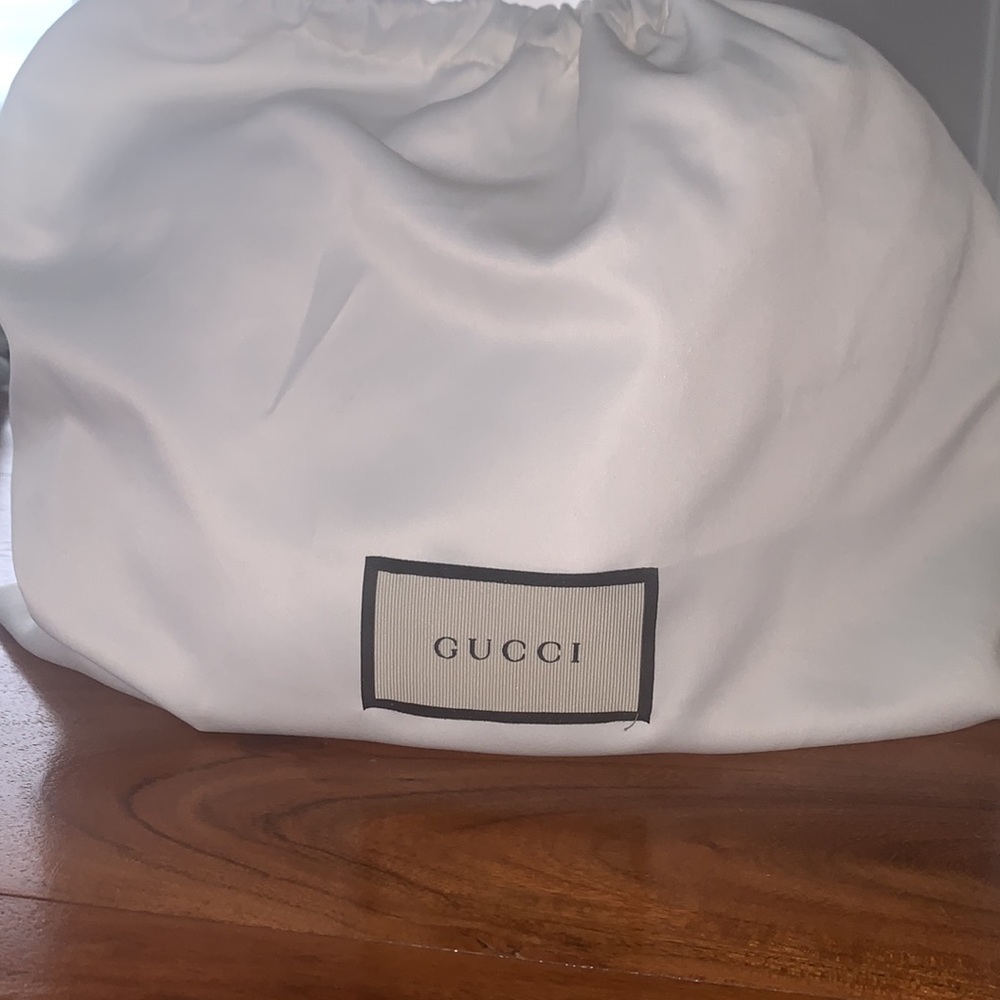 ✨HOST PICK✨GUCCI Soho disco camera bag in rose beige with strap bag 1️⃣4️⃣8️⃣0️⃣ - Picture 17 of 17